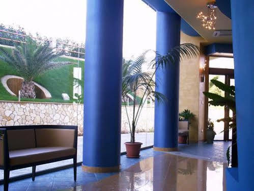 Meridian Hotel Гуардия-Пьемонтезе Экстерьер фото